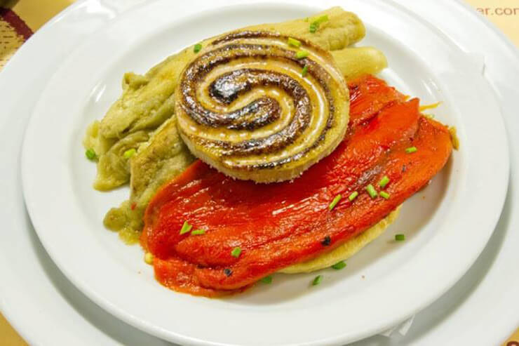 Escaleta tartlet with caramelized foie